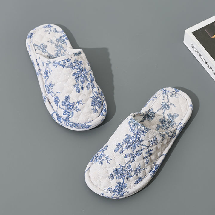 Home%20Indoor%20Slippers%20Soft%20Bottom%20Antislip%20Women%20Slippers%20Fashion%20Cotton%20Floral%20Floor%20Shoes%20Warm%20Lightweight%20Bedroom%20Slippers%20-%20Image%202