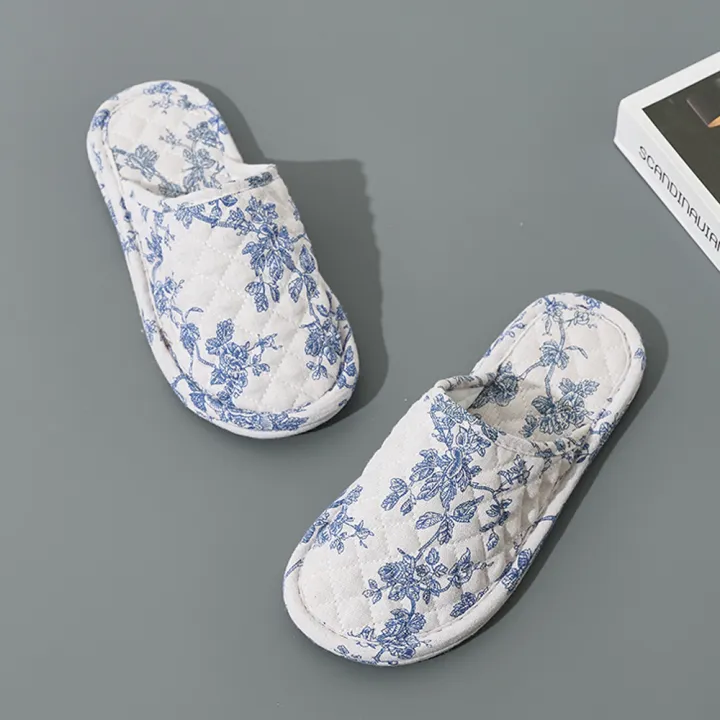 Home%20Indoor%20Slippers%20Soft%20Bottom%20Antislip%20Women%20Slippers%20Fashion%20Cotton%20Floral%20Floor%20Shoes%20Warm%20Lightweight%20Bedroom%20Slippers%20-%20Image%202