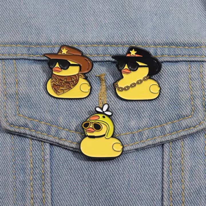 Cute%20Yellow%20Duck%20Enamel%20Pins%20Cartoon%20Cowboy%20Duck%20with%20Knife%20Animal%20Collection%20Brooches%20Lapel%20Badge%20Jewelry%20Gifts%20For%20Friends%20-%20Image%204