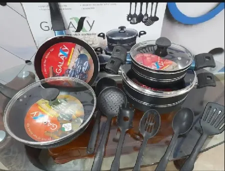 turco%2013%20pec%20nonstick%20set%20with%20double%20coating%20and%20glass%20lig%20-%20Image%202