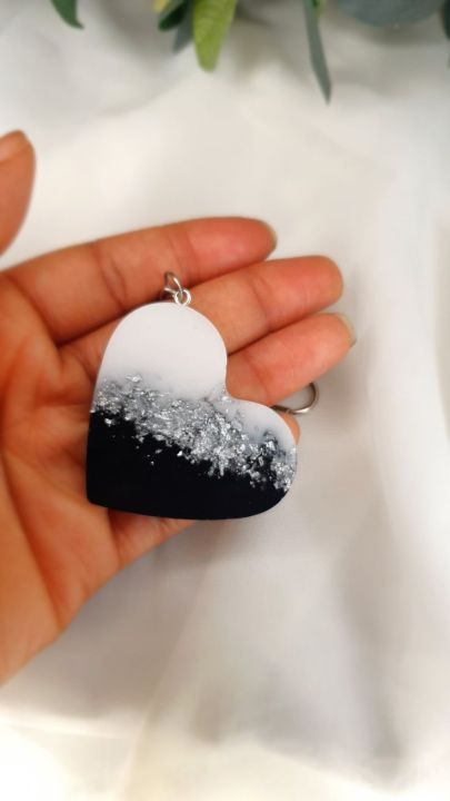 keychain/ Resin key pendent/gift /give your love ones,/ unisex keychain