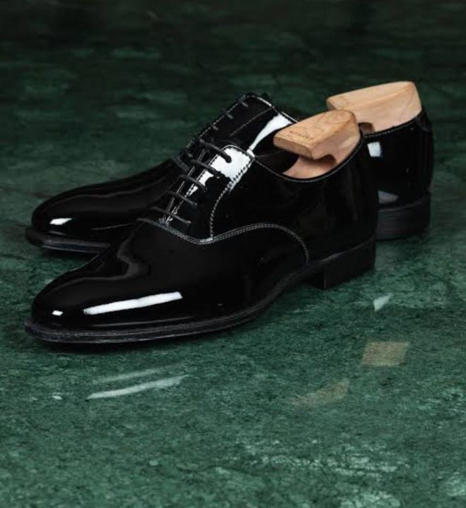 patent%20tuxedo%20wedding%20lace%20up%20shoes%20for%20men's%20-%20Image%202