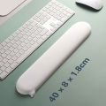 Chat Bubble Silicone Wrist Guard Mouse Pad, Palm Rest Wrist Guard Pad, Solid Color, Suitable for Office and Home Use.