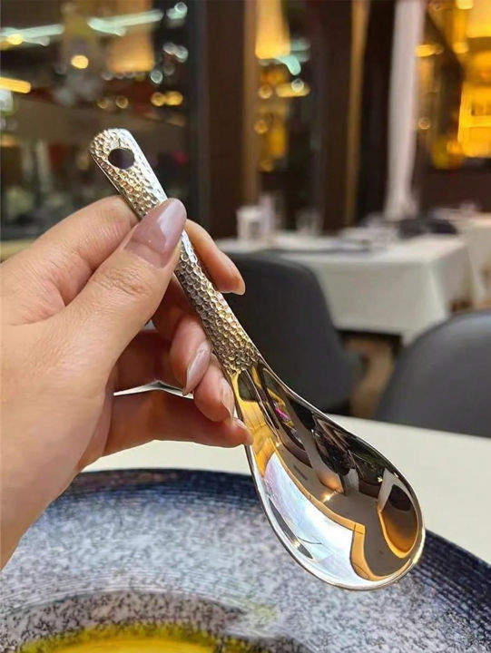 6%20Pack%20Hammered%20Stainless%20Steel%20Soup%20Spoons%20Set%20%E2%80%93%20Elegant%20&%20Durable%20Premium%20Quality%20Kitchenware%20for%20Dining%20-%20Image%203
