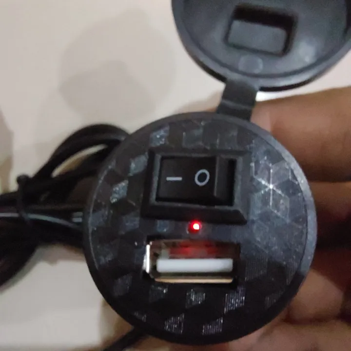 Waterproof%20USB%20Mobile%20Phone%20Charger%20For%20Two%20Wheeler%20-%20Image%205