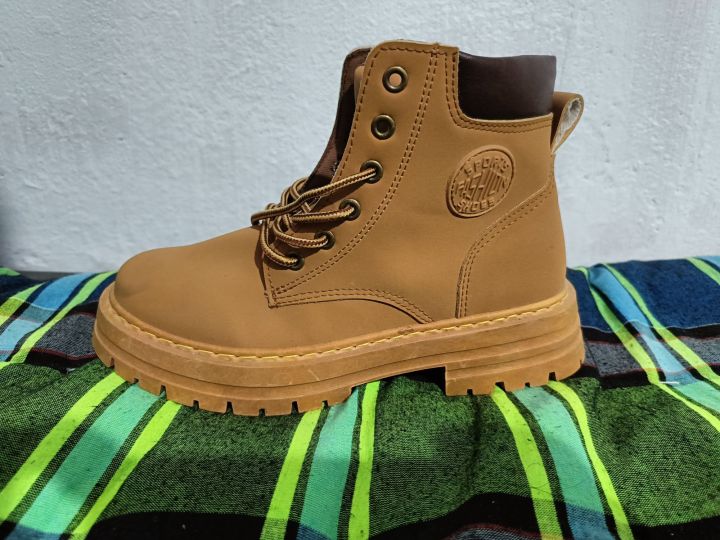 Chinese shoes