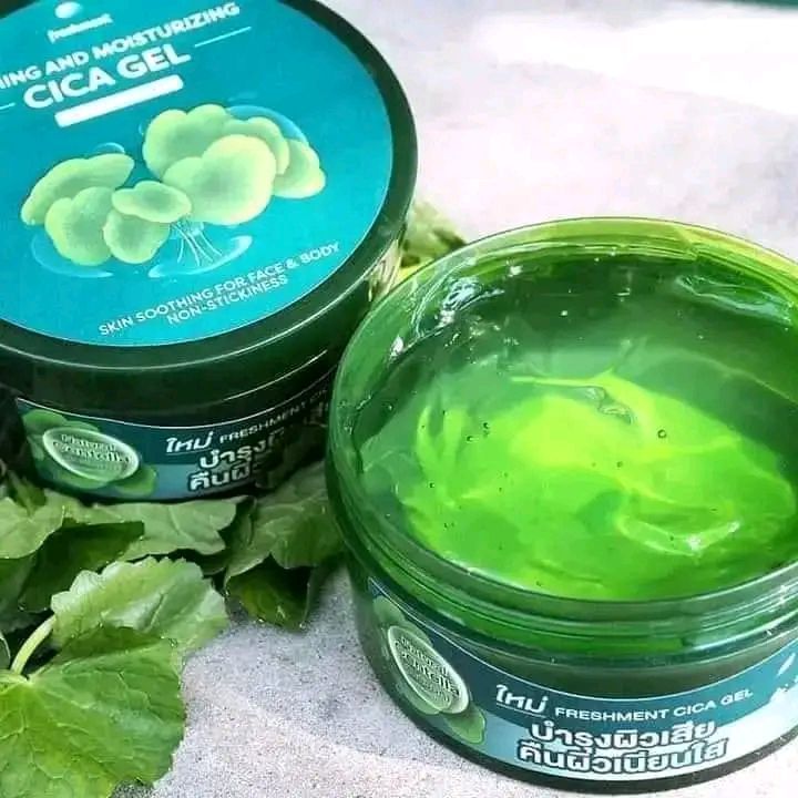 Calming%20&%20Moisturizing%20CICA%20GEL%20-%20300ml%20-%20Image%202