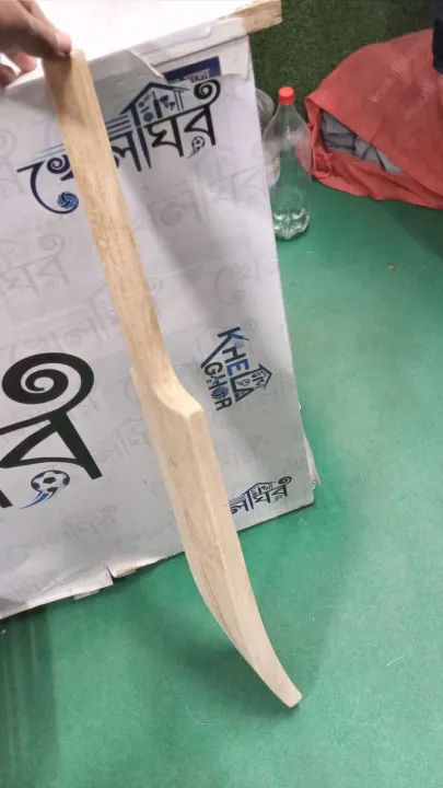 Joint%20less%20cricket%20bat,%20%2033"%20inch%20long,%20-%201pcs%20-%20Image%204