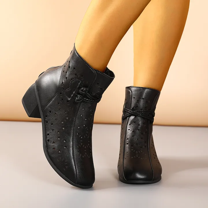2025%20Summer%20New%20Women's%20Fashion%20Hollow-Out%20Soft%20Sole%20Mid-Heel%20Ankle%20Boots,%20Retro%20Breathable%20Comfortable%20Shoes%20-%20Image%204