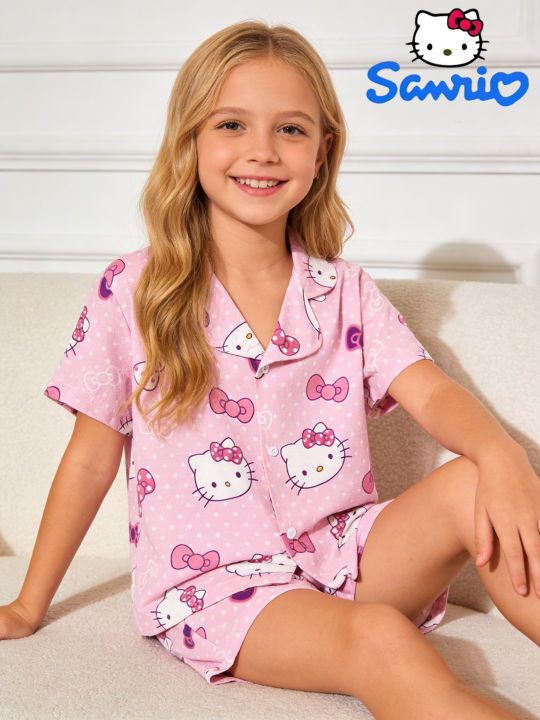 Sanrio%20Girls'%20Pajama%20Home%20Dress%20Set%20Summer%20Edition,%20Hello%20Kitty%20Button%20Short%20Sleeve%20Top%20and%20Shorts,%20Suitable%20for%20Home%20Wear%20-%20Image%202
