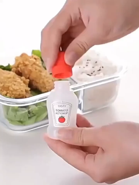 4/12Pcs Mini Portable Sauce Bottles Ketchup Bottle for Lunch Boxes - Travel-Friendly Plastic Condiment Dispensers with Ketchup, Mayonnaise, Mustard, and Jam Labels - Ideal for Picnics and On-the-Go Meals