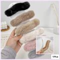 Large Fluffy Furry Duck Beak Hair Clip for Women and Girls, Side Clip Headdress Clip Hair Accessories, Plush Duckbill Hair Clips for Stylish Looks. 