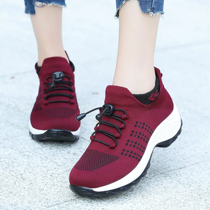 Women%20Walking%20Trainers%20Fashion%20Fly%20Weaving%20Sock%20Sneakers%20Breathe%20Comfortable%20Nursing%20Shoes%20Casual%20Platform%20Loafers%20Non-Slip%20-%20Image%205