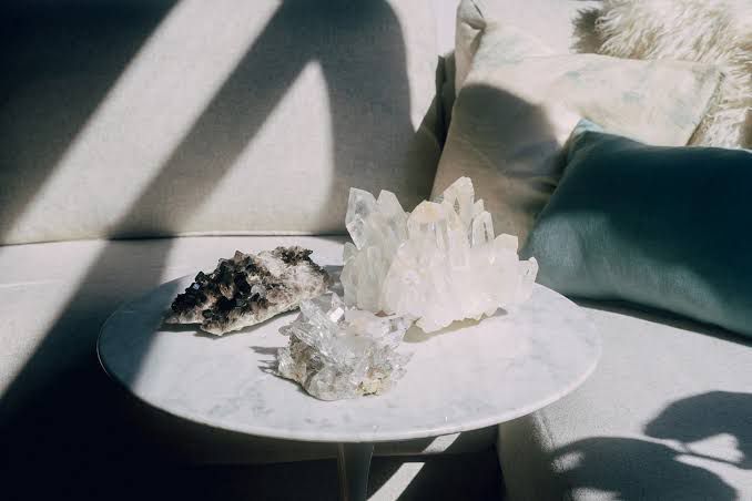 Crystal%20Quartz%20Mineral%20For%20Home%20Decoration%20-%20Image%206