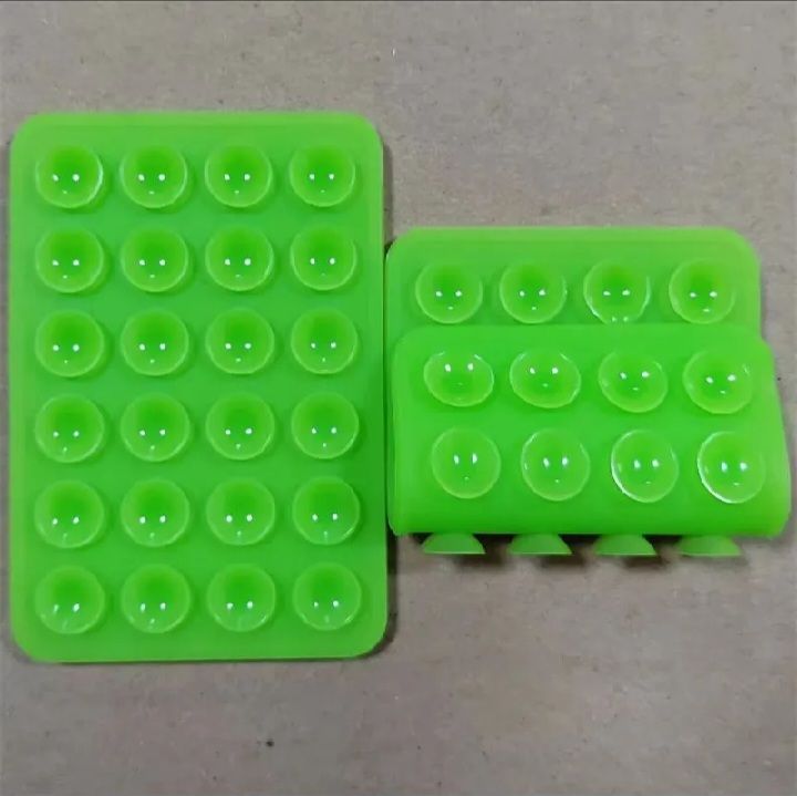 Double%20Sided%20Silicone%20Suction%20Pad%20Mobile%20Holder%20%7C%20Reusable%20Sticky%20Grip%20Mount%20for%20Phone,%20Car%20Dashboard,%20Wall%20&%20Multi-Purpose%20Anti-Slip%20Pad%20-%20Image%205