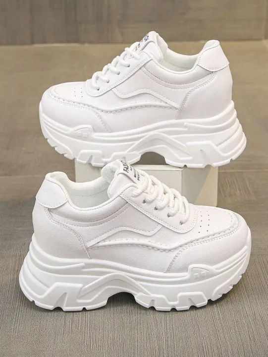 Girls%20Trendy%20Platform%20Sneakers%20%7C%20Modern%20Chunky%20Sole%20Shoes%20%7C%20Fashionable%20Casual%20Footwear%20-%20Image%206