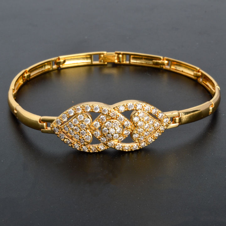 Butterfly%20Love%20Heart%20Bracelets%20for%20Women%20Aesthetic%20Gold%20Color%20Zircon%20Bangle%20Vintage%20Fashion%20Jewelry%20Accessories%20Party%20New%20Gifts%20-%20Image%207