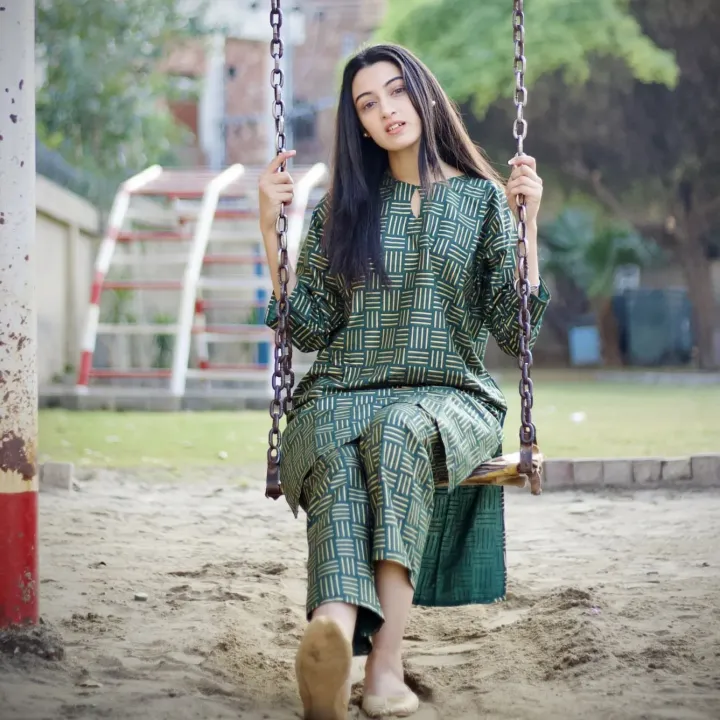 Br%20collection%20Stylish%20lining%20print%202pc%20Best%20for%20Girls%20And%20Womens%20-%20Image%202