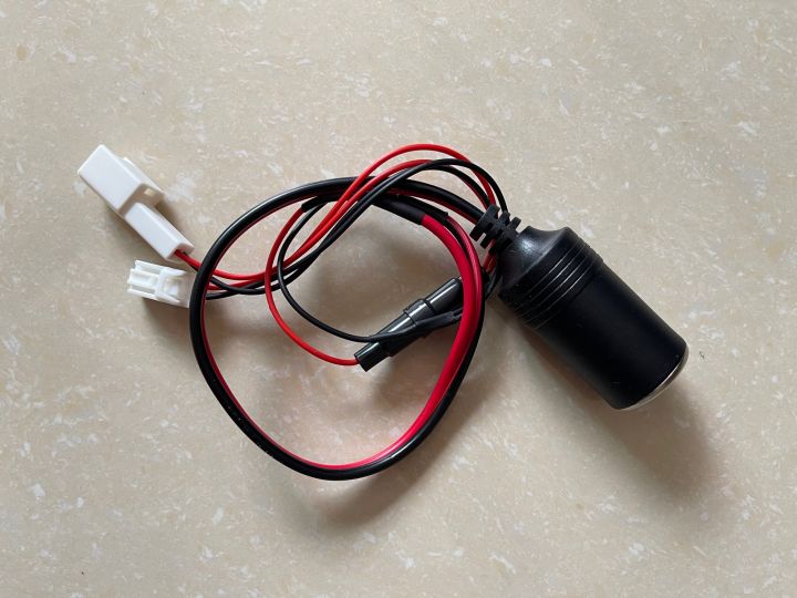 Y-socket%20cable%20Toyota%20universal%20socket%20with%20car%20socket%20-%20Image%205