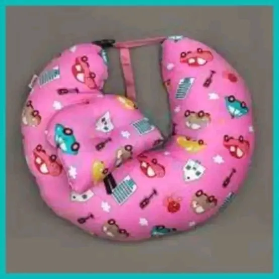 Super%20soft%20Best%20look%20Baby%20Feeding%20pillows%20-%20Image%202
