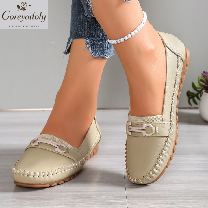 goreyodoly%20Women%20Comfortable%20Slip-On%20Loafers%20Lightweight%20Breathable%20Wide%20Fit%20Flats%20with%20Chain%20Decoration%20-%20Image%204