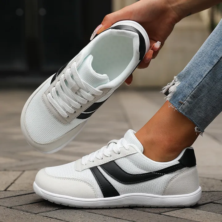 New%20Wide%20Toe%20Women%20Shoes%20Casual%20Versatile%20Soft%20Sole%20Wide%20Last%20Shoes%20Walking%20Sneakers%20Breathable%20Mesh%20Comfortable%20Barefoot%20Shoes%20-%20Image%202