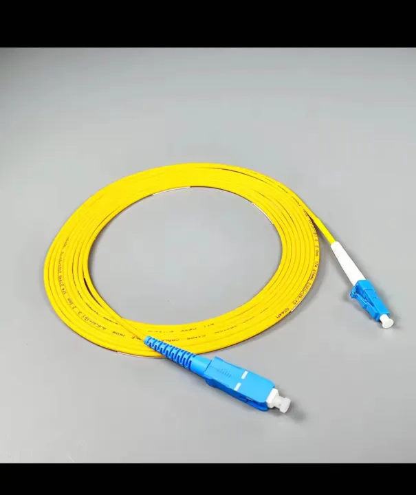 Fiber%20optic%20cable%20Single%20mold%20single%20core%20SC/UPC-LC/UPC%202.0mm%202m%20-%20Image%202
