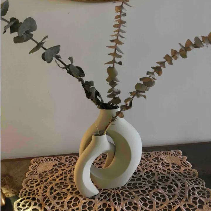 A%20Set%20of%20Hugging%20Vase%20Ornaments,%20Home%20Decoration%20Ornaments%20Vase,%20Dry%20Vase,%20Office,%20Entrance%20Cabinet%20Decorative%20Vase%20-%20Image%204