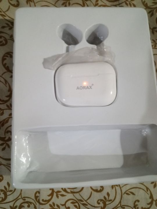 Aorax%20306%20Wireless%20Earbuds%20TWS%20Bluetooth%20Earphones%20-%20Premium%20Sound,%20Touch%20Control%20&%20Charging%20Case%20-%20Image%203