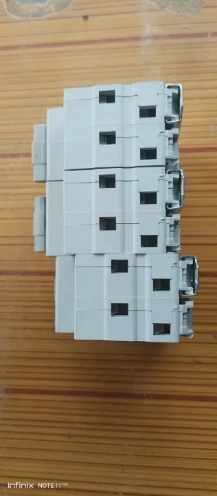 Change%20over%20breaker%202%20pole%20changeover%2063A%20DP%20change%20over%20-%20Image%202