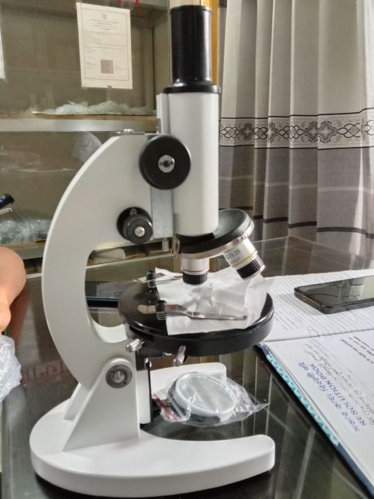 Compound%20microscope%20XSP%20L101-675x%20zoom-profassional%20-%20Image%202