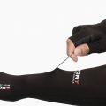 1Pair Sport Arm Sleeves Cycling Running Fishing Climbing Arm Cover Sun UV Protection Ice Cool Sleeves 5 Finger Cuff.