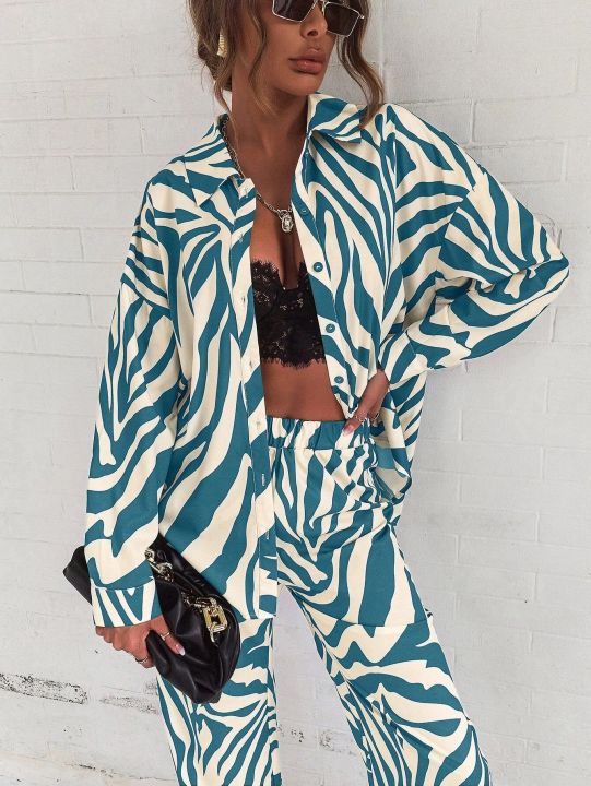 2022%20Cross%20border%20Hot%20Edition%20Street%20Trendy%20Print%20Trouser%20Set%20Long%20Sleeve%20Full%20Screen%20Print%20Off%20Shoulder%20Shirt%20Set%20-%20Image%203