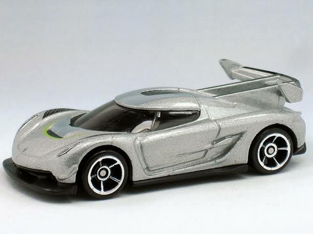Hot%20Wheels%202020%20Release%20(Mainline)%202020%20Koenigsegg%20Jesko,%20Scale%20-%201:64%20-%20Image%2010