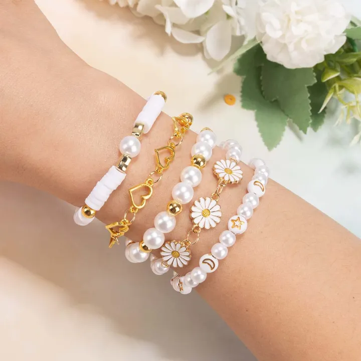 DIY%20Clay%20Beads%20Bracelet%20Making%20Kit,%20Flat%20Beads%20for%20Friendship%20Jewelry%20Making,Pearl%20Polymer%20Beads%20with%20Charms%20Gifts%20for%20Girls%20-%20Image%205