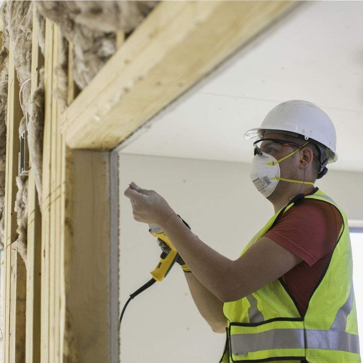 3%20Pcs%203M%208210%20Mask,%20NIOSH%20Approved%20Mask,%20Protect%20You%20From%20All%20Germs%20And%20Dust%20-%20Image%209