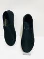 Black Sneakers for Ladies ang Girls . All aged women usable Black Sneakers for Regular Use . Long Lasting and Good Quality Sneakers for Women. 