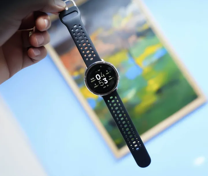 Amazfit%20Active%202%20Round%20Smartwatch%20(Premium%20Edition)%20-%20Image%202
