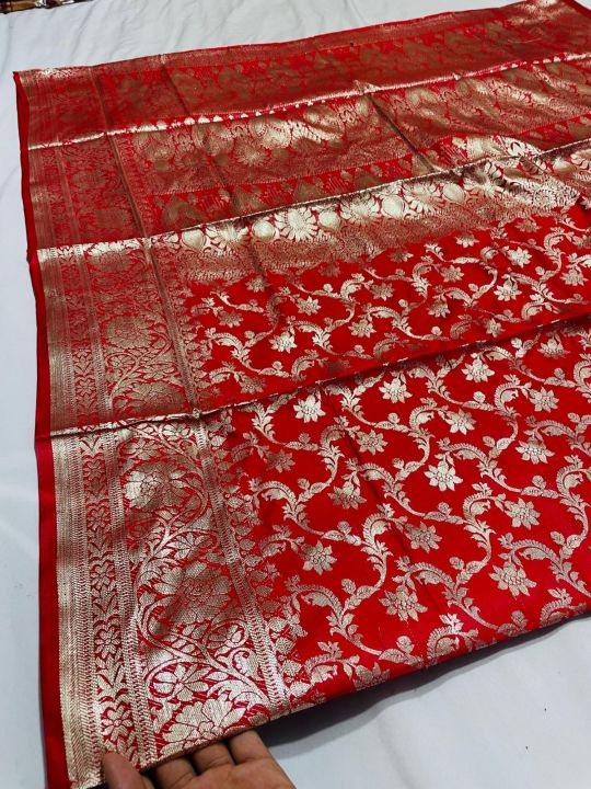 New%20silk%20benaroshi%20saree%2012%20hat%20without%20blouse%20piec%20-%20Image%202