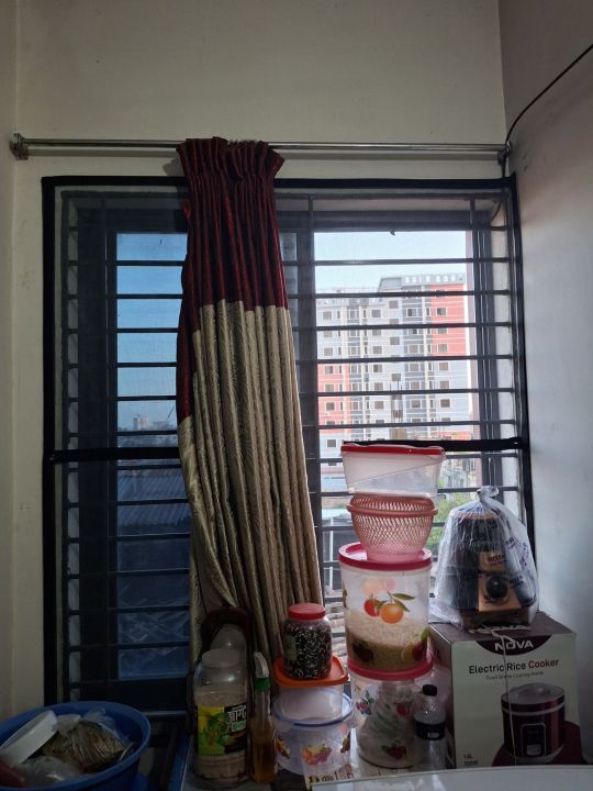 Export%20quality%20anti%20mosquito%20window%20net%20with%20Chain%20system%20(5%20feet%20/%205%20feet)%20-%20Image%208