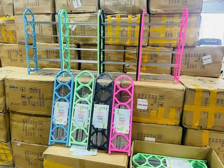 5ဆင့်ဖိနပ်စင်