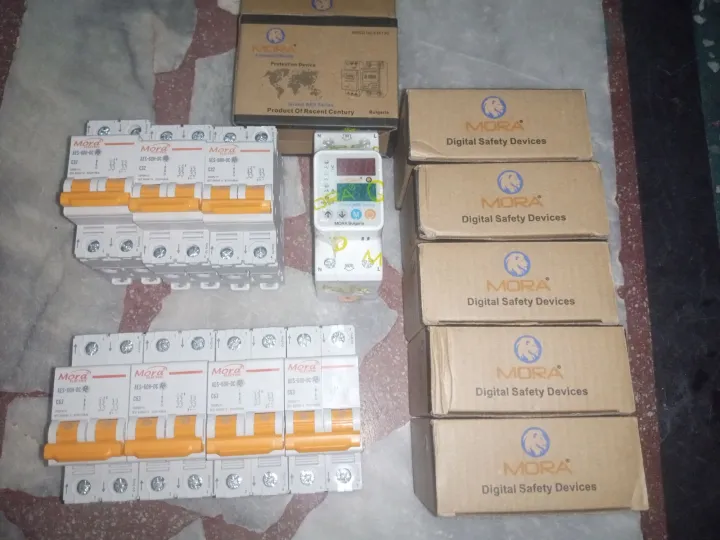 Mora%20Bulgaria%2080A%20V/A%20protector%20for%20solar%20installation%20&%20Electric%20safety%20./Mora%20original%20protector%20Device.%20-%20Image%205