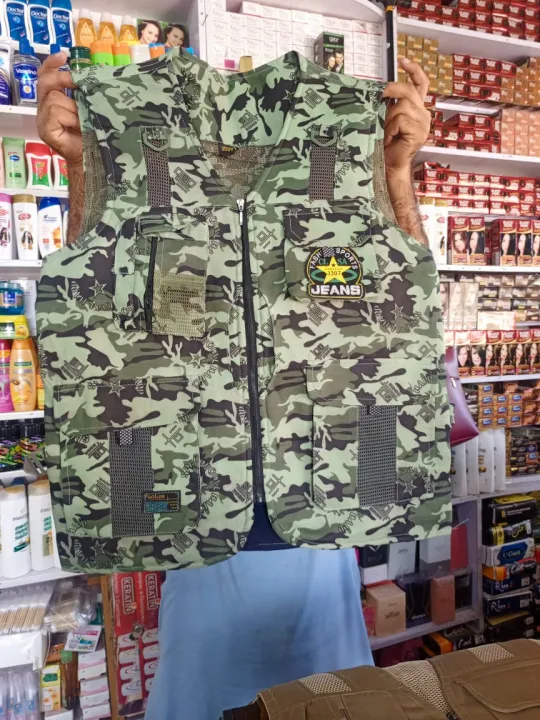 Men's%20Multi-Pocket%20Utility%20Jacket%20-%20Versatile%20&%20Stylish%20Outdoor%20Wear%20-%20Image%207