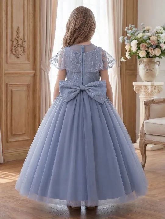 Tween%20Girl%20Grey%20Blue%20Wedding%20Flower%20Girl%20Dress%20with%20Removable%20Butterfly%20Knot%20Decorative%20Belt,%20Small%20Shawl%20with%20Floral%20Embroidery%20-%20Image%206