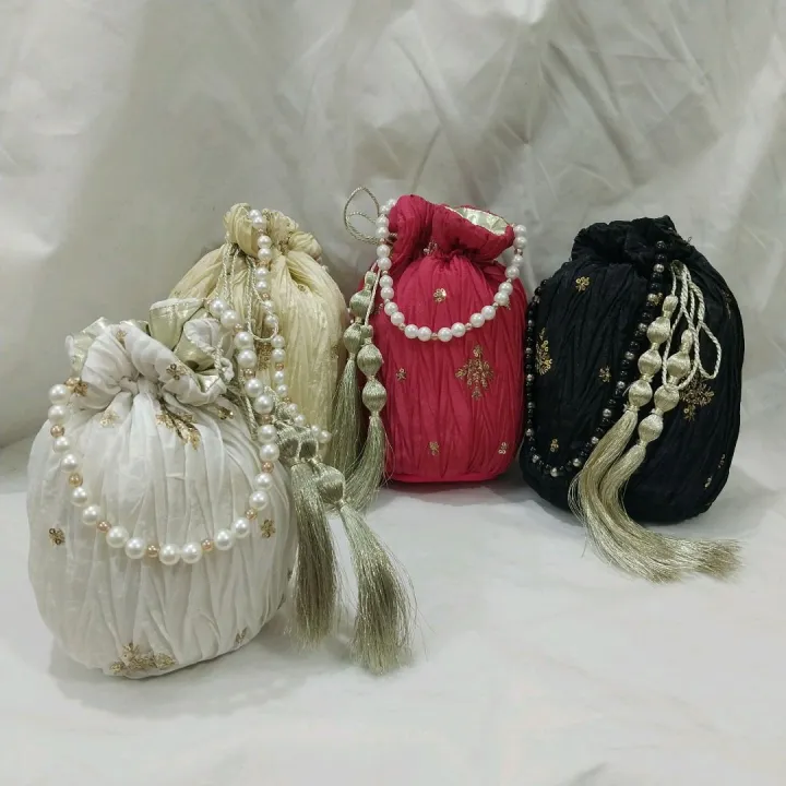 Embroidered%20fancy%20potli%20clutch%20golbag%20for%20wedding%20parties%20and%20gift%20-%20Image%202
