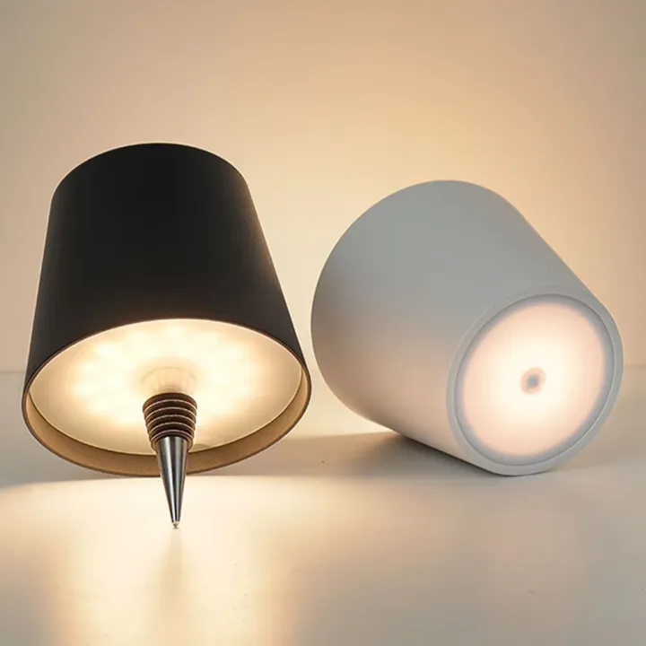 Wireless%20Wine%20Bottle%20Lamp%20Type-C%20Charging%20Touch%20Control%20Wine%20Bottle%20Light%20Dimming%20LED%20Table%20Lamp%20Bar%20Cafe%20Atmosphere%20Night%20Light%20-%20Image%203