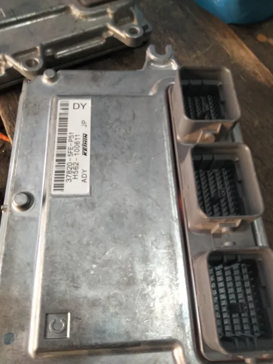 Honda%20Civic%20FC6%20Push%20Start%20And%20Key%20Computer%20Daba%20Pack%20Computer%20Available%20-%20Image%204