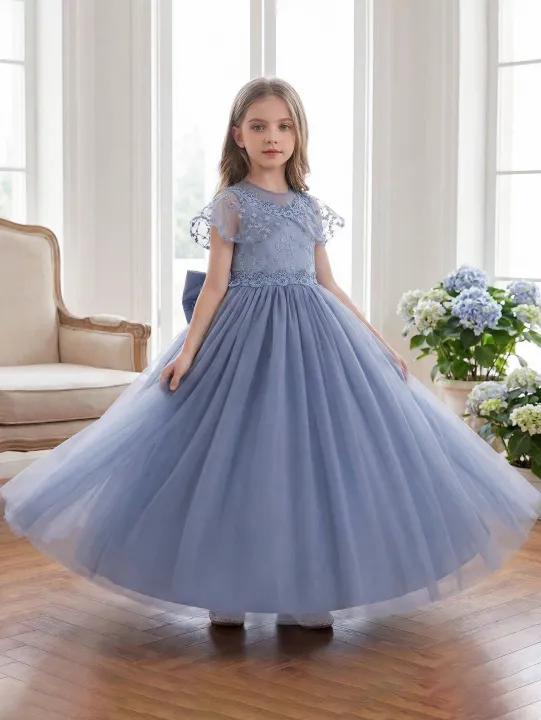 Tween%20Girl%20Grey%20Blue%20Wedding%20Flower%20Girl%20Dress%20with%20Removable%20Butterfly%20Knot%20Decorative%20Belt,%20Small%20Shawl%20with%20Floral%20Embroidery%20-%20Image%205