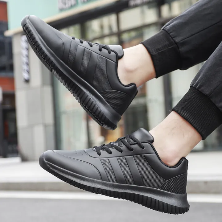 Chef%20shoes%20four%20season%20soft-sole%20anti-slip%20oil-proof%20waterproof%20portable%20kitchen%20work%20shoes%20fashion%20plus%20size%20casual%20men's%20shoes%20-%20Image%206