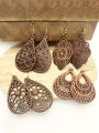 4 Pairs/ Set Vintage Carved Flower Pattern Dangle Earrings Elegant Retro Style Wooden Jewelry Delicate Female . 